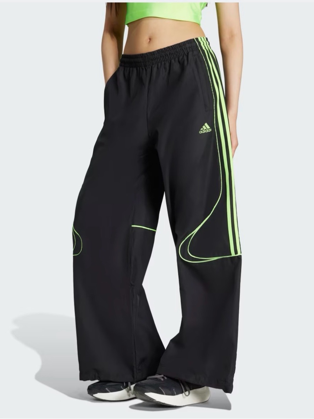 TEAMGEIST ADICOLOR OVERSIZED WOVEN TRACK PANT Black & Neon Green 2000s Retro